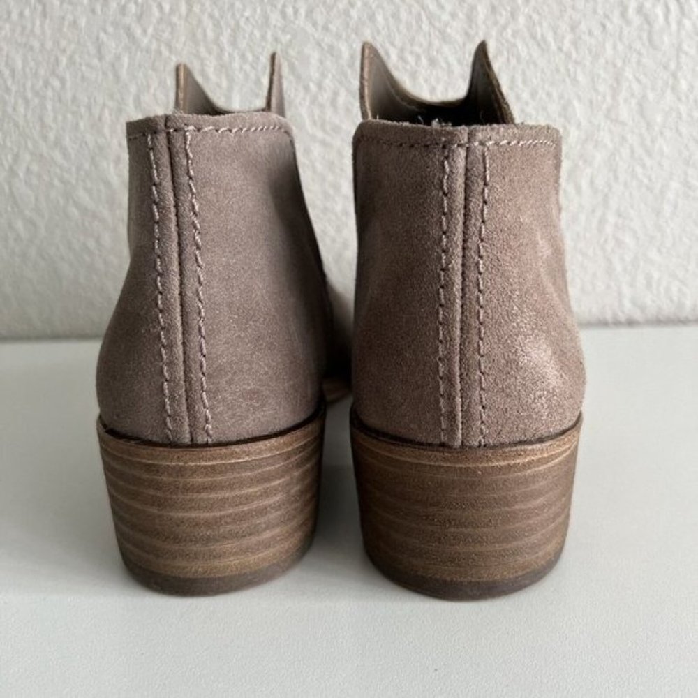 Dolce Vita Women's Trist Ankle Booties 8 B Suede Taupe Almond Toe Slip On - Picture 7 of 9